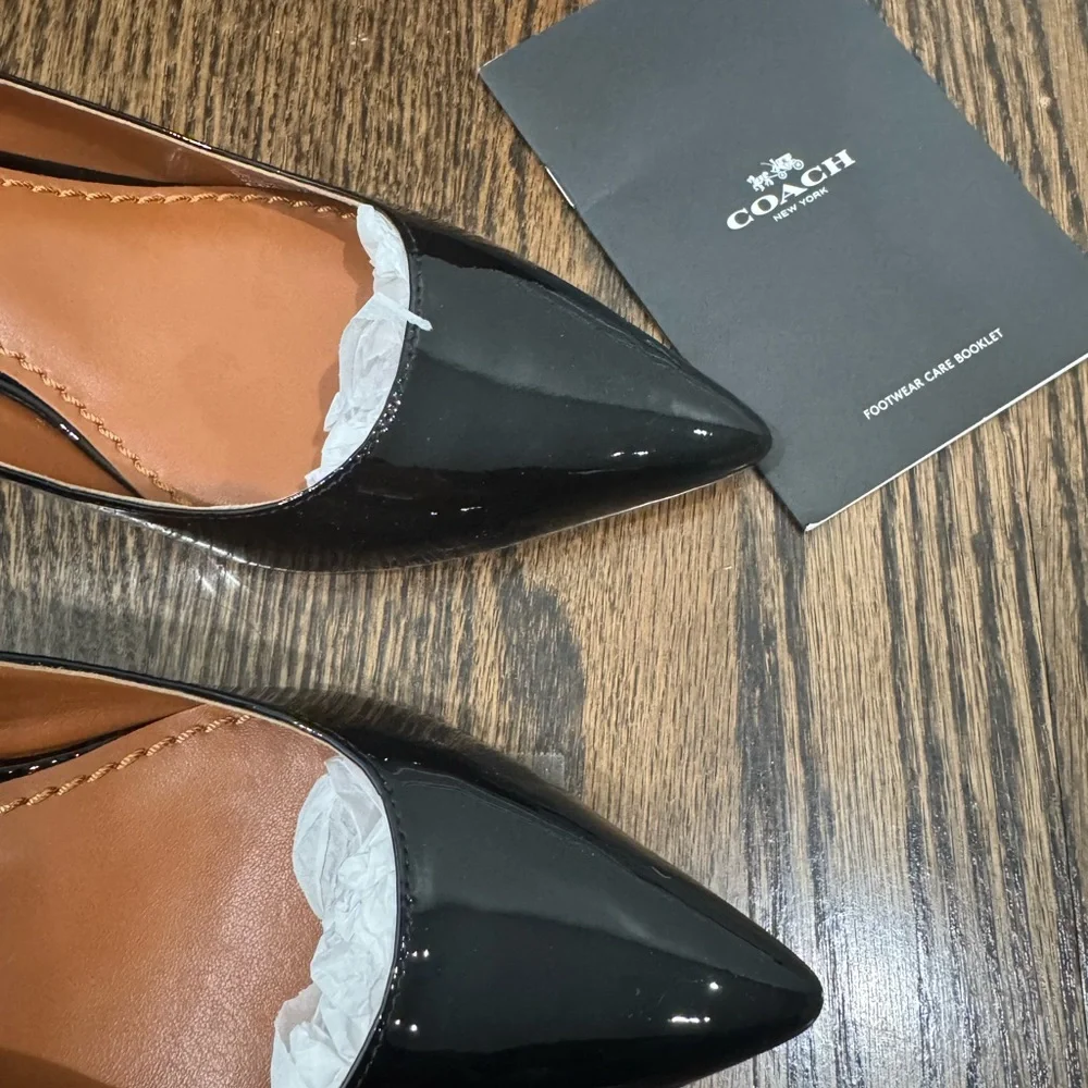 Coach Black Patent Leather Mid Heels Pump Shoes FG1479 size 6.5B